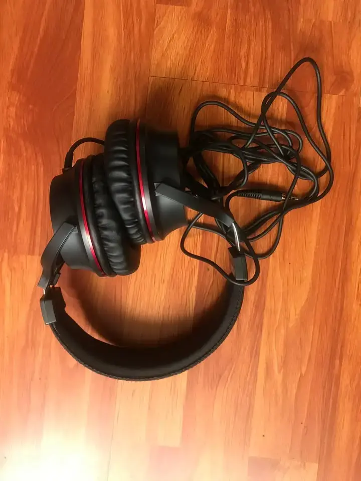 Audífonos de Estudio Focusrite Scarlett Studio