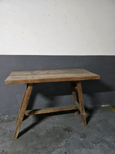 Mesa de madera nativa rústica para terraza o patio - miniatura 3