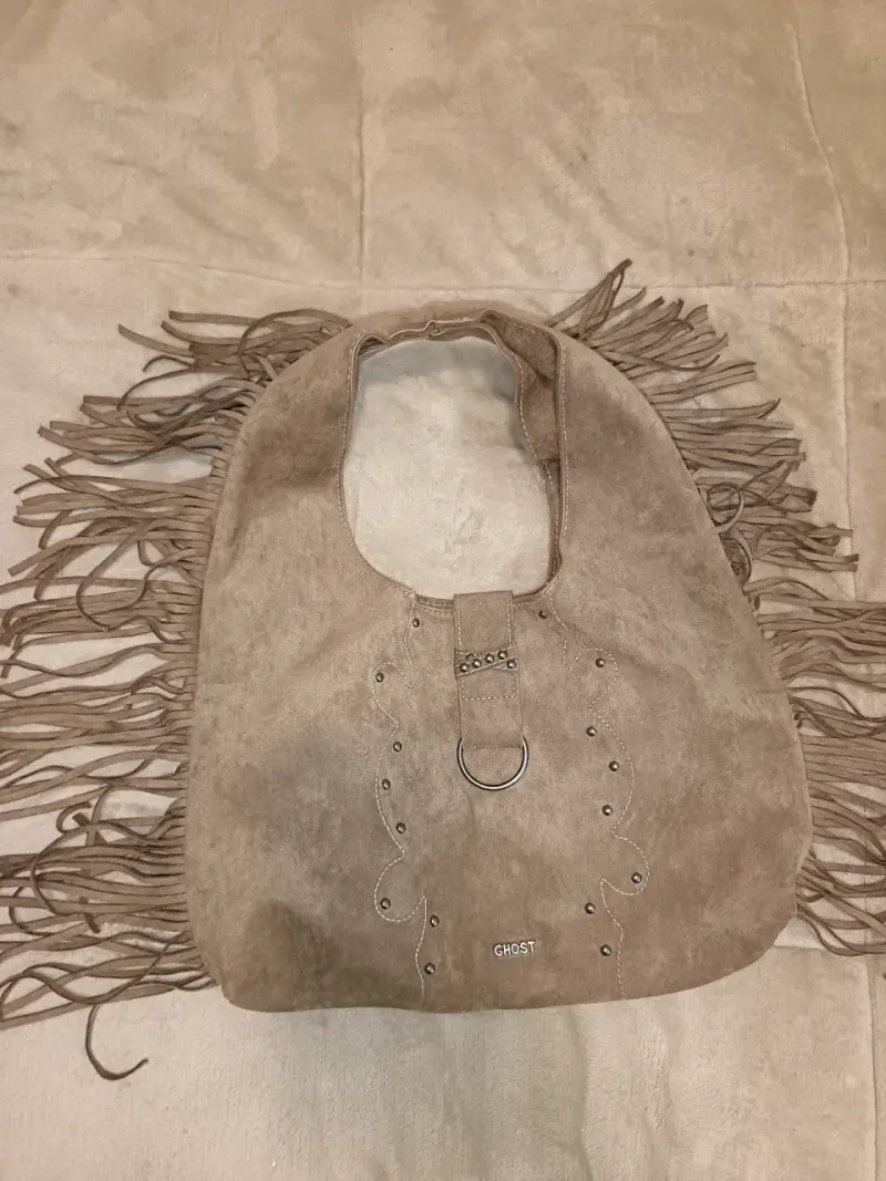 Bolso de gamuza con flecos beige Ghost - 1