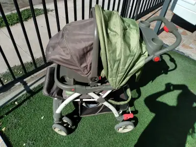 Coche con silla Infanti - miniatura 2