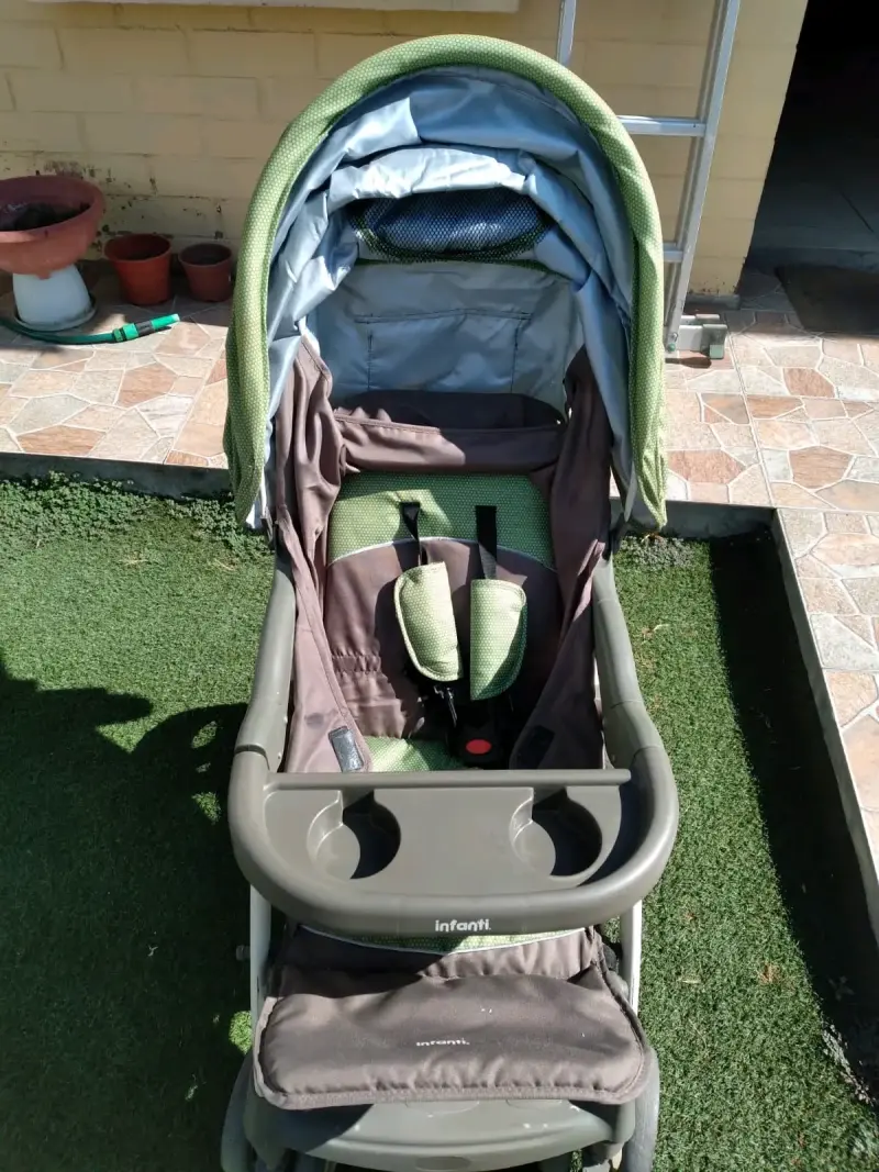 Coche con silla Infanti - 4