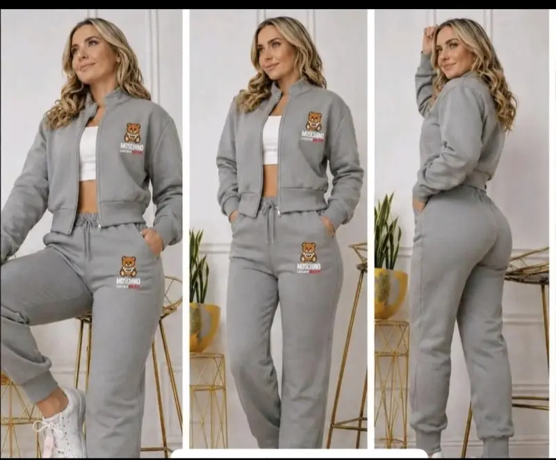 Conjunto deportivo mujer Moschino azul con logo - 2