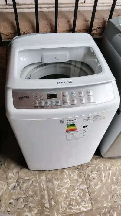 Lavadora Samsung 8 kg con Tecnología Wobble - miniatura 1