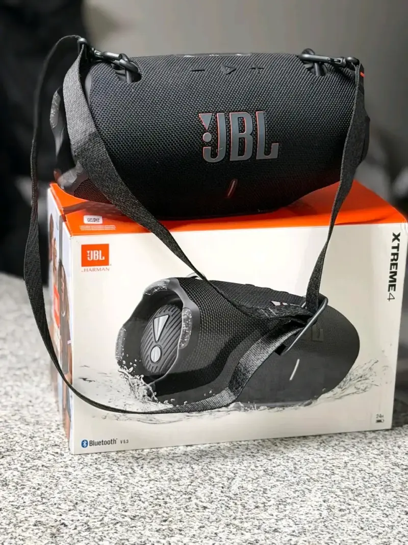 Parlante Bluetooth JBL Xtreme 4 resistente al agua - 1