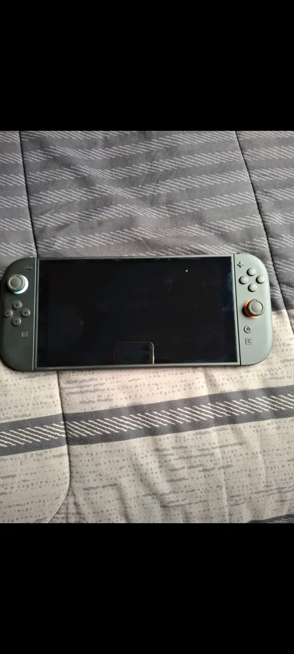 Consola Nintendo Switch con Joy-Con - 2