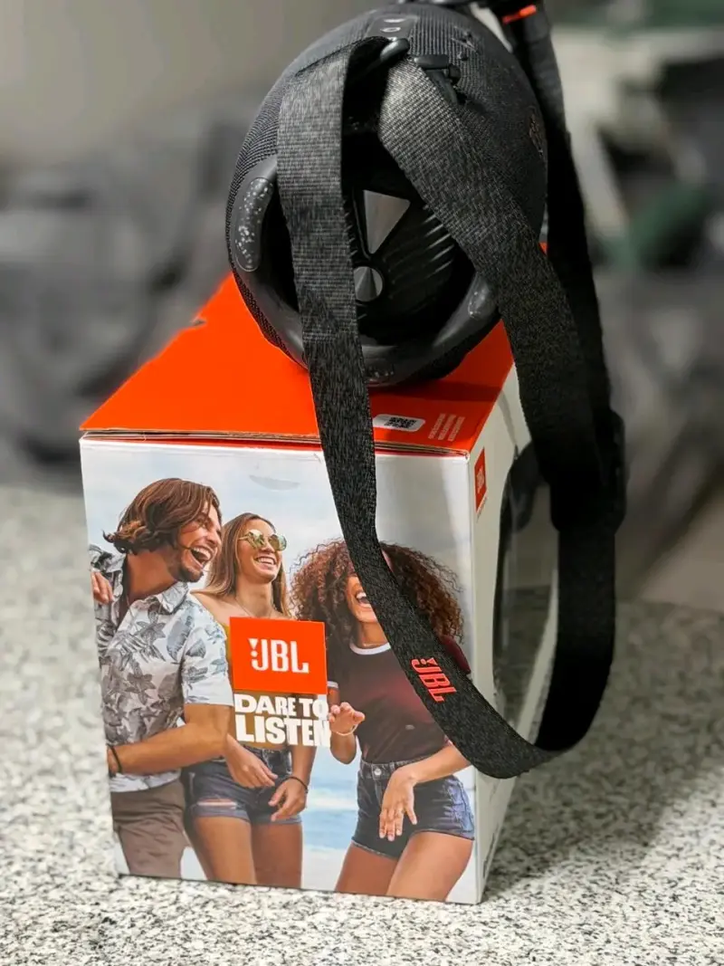 Parlante Bluetooth JBL Xtreme 4 resistente al agua - 2