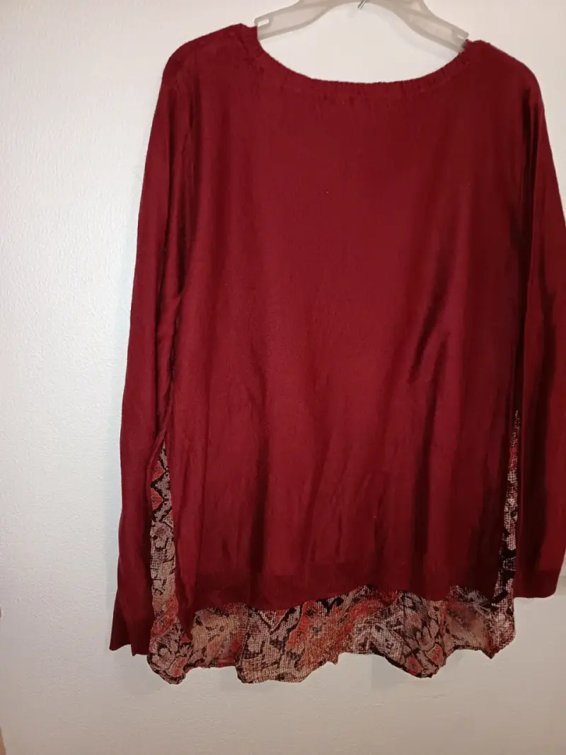 Suéter rojo con encaje para mujer - 2