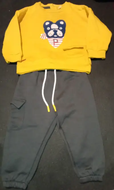 Conjunto de ropa infantil variado - miniatura 4