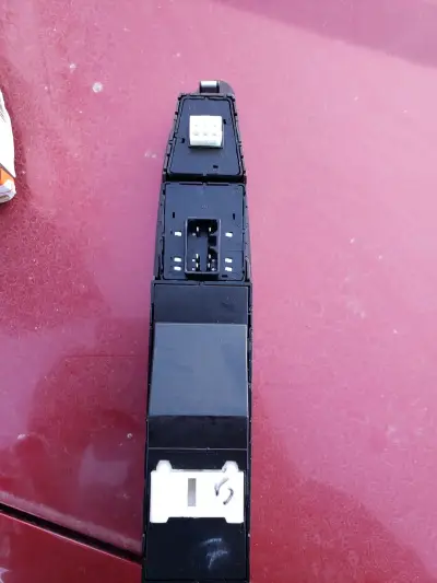 Panel de control de ventanas para auto - miniatura 3