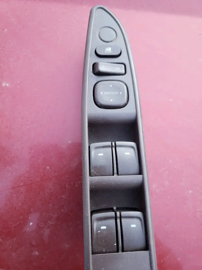 Panel de control de ventanas para auto - 4