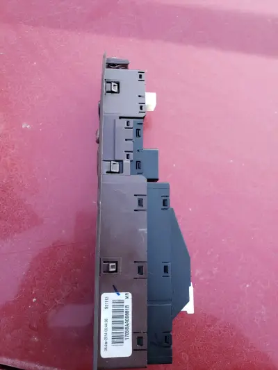 Panel de control de ventanas para auto - miniatura 5