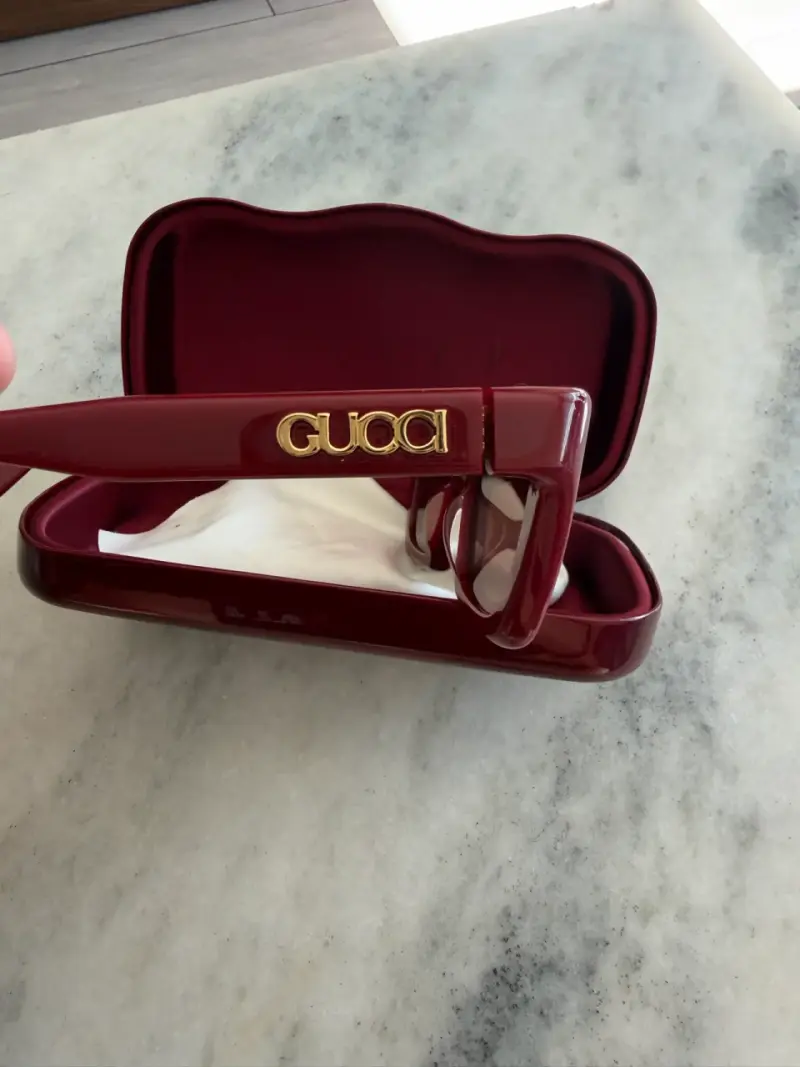 Gafas de sol Gucci rojas con estuche - 3