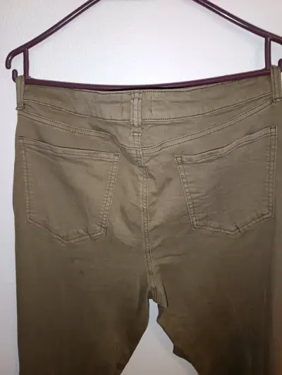 Pantalones cargo mujer color caqui - miniatura 2
