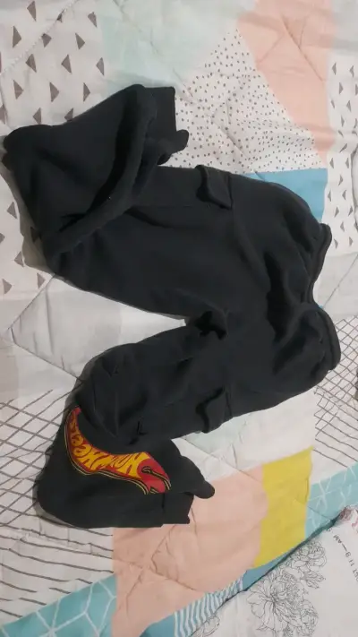 Pantalones deportivos Hot Wheels para niños - miniatura 2