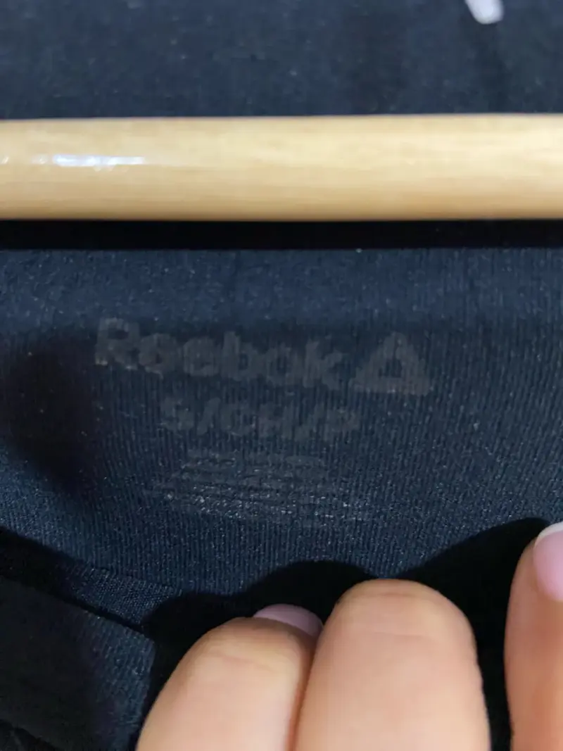 Pantalones deportivos negros Reebok para mujer - 2