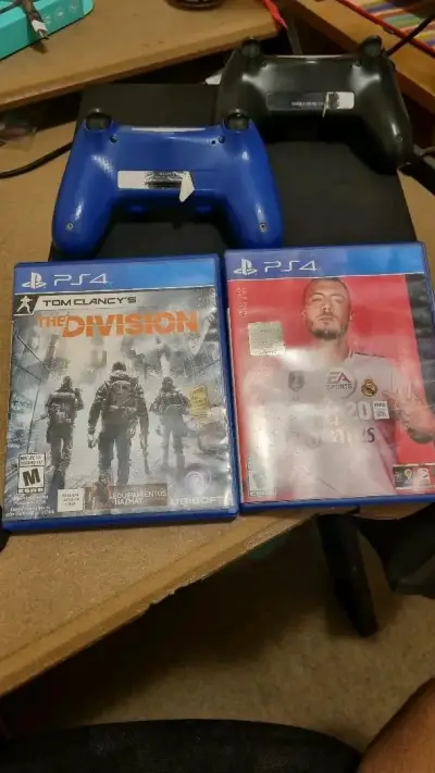 PS4 de 1 Tera - miniatura 1