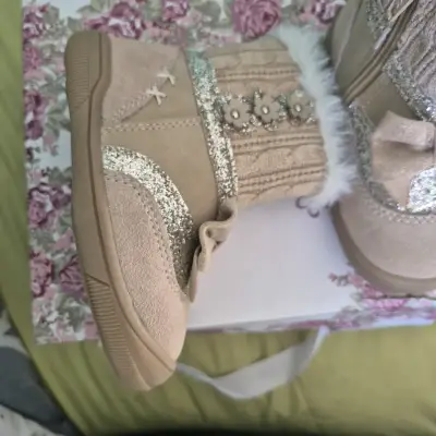 Botas de bebe talle 21  nuevas - miniatura 4