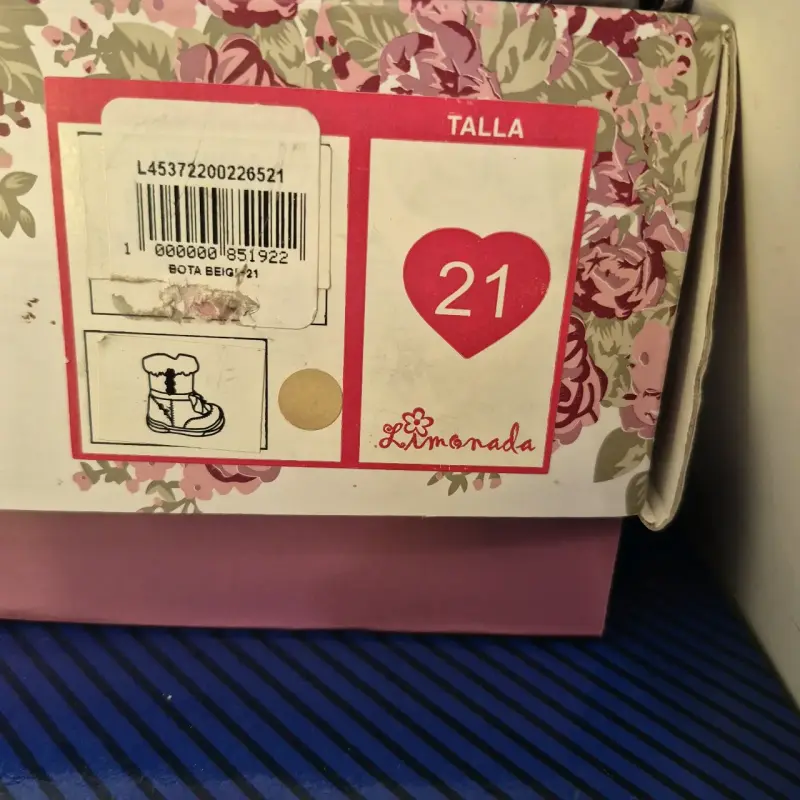 Botas de bebe talle 21  nuevas - 6