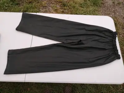 Conjunto impermeable verde oscuro para lluvia - miniatura 4