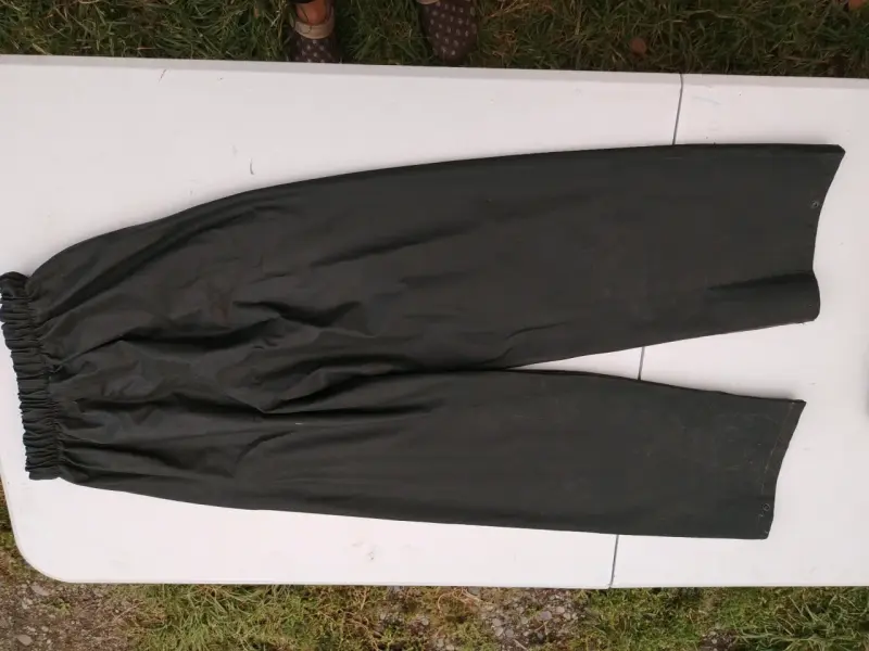 Conjunto impermeable verde oscuro para lluvia - 5