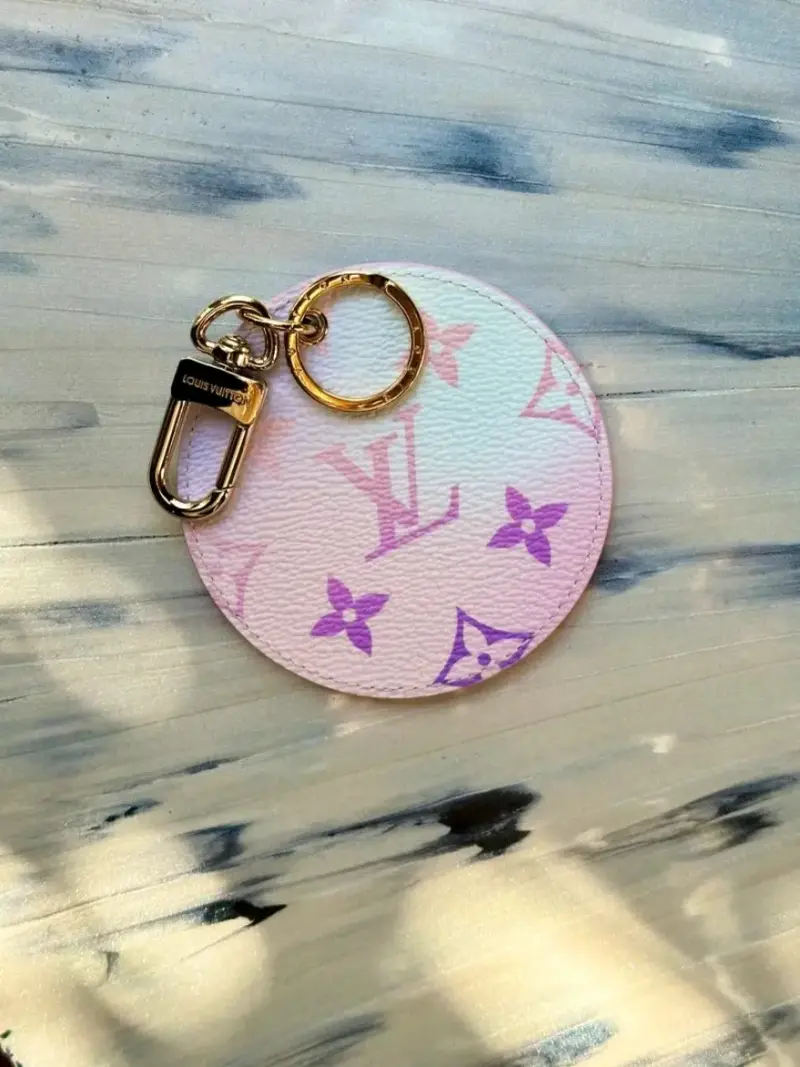 Llavero  Louis Vuitton Sunrise Pastel M - 2
