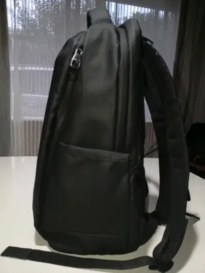 Mochila notebook  impermeable Black. Sin detalles - miniatura 1