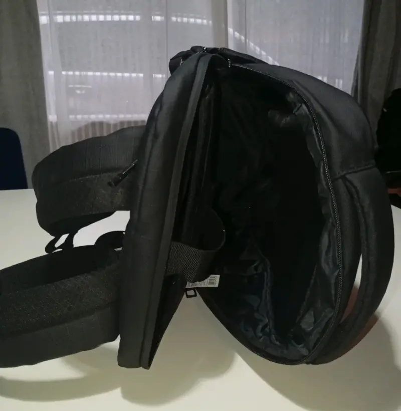 Mochila notebook  impermeable Black. Sin detalles - 4