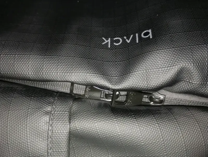 Mochila notebook  impermeable Black. Sin detalles - 6