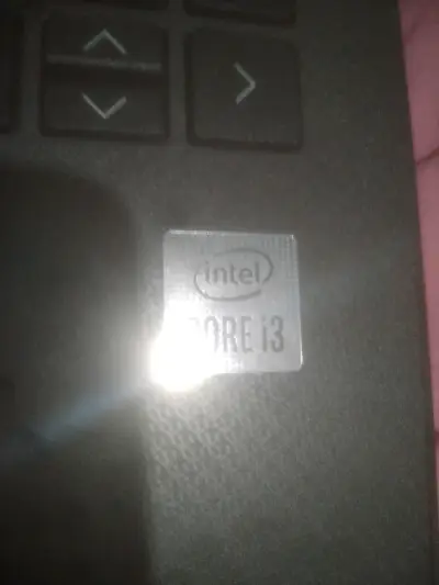 Notebook HP Intel Core i3 en buen estado - miniatura 2