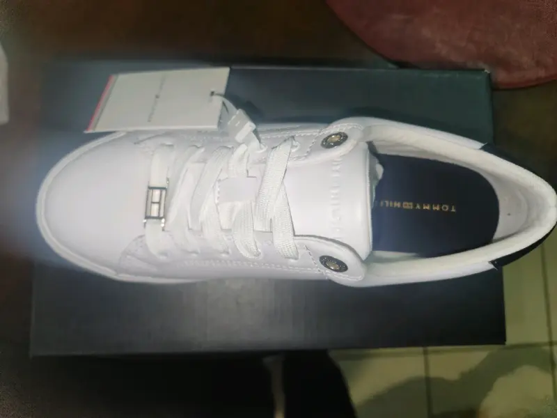 Zapatillas blancas Tommy Hilfiger para mujer - 2