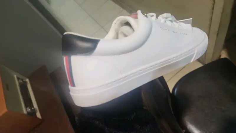 Zapatillas blancas Tommy Hilfiger para mujer - 4