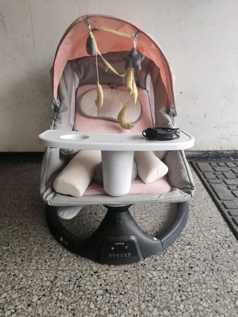 Silla mecedora para bebé electrica y juguetes - 3