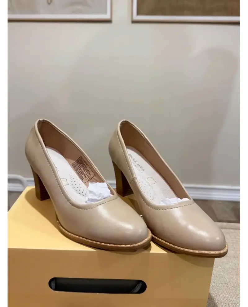 Zapatos de tacón beige elegantes para mujer - 1