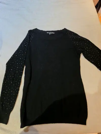 Suéter Wados negro con detalles brillantes - miniatura 1