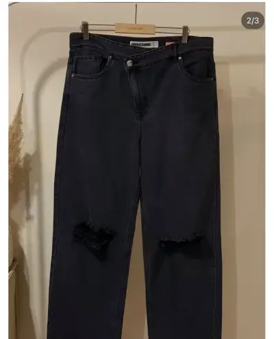 Jeans negros rasgados Americano talla 44 - miniatura 2