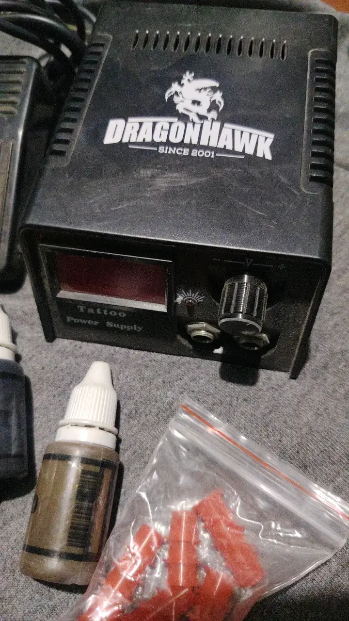 Kit de Tatuaje Completo Dragonhawk con Tintas - 3