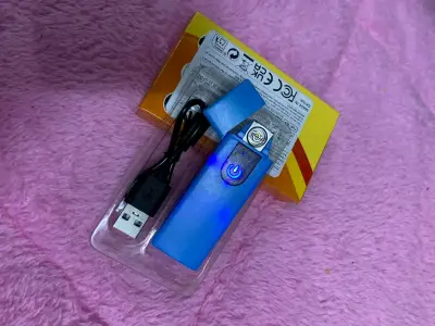 Encendedor eléctrico recargable con diseño artístico - miniatura 1