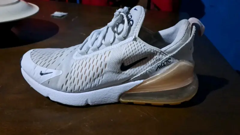Zapatillas deportivas Nike Air Max 270 blancas