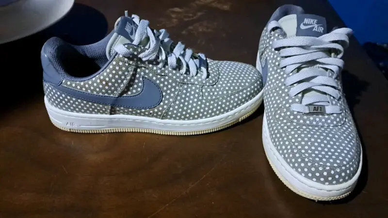 Zapatillas Nike Air Force 1 Lunares Grises