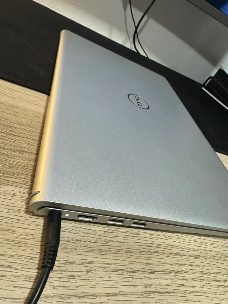 Notebook Dell Inspiron 15 3520 i7 16GB RAM 512GB - 5