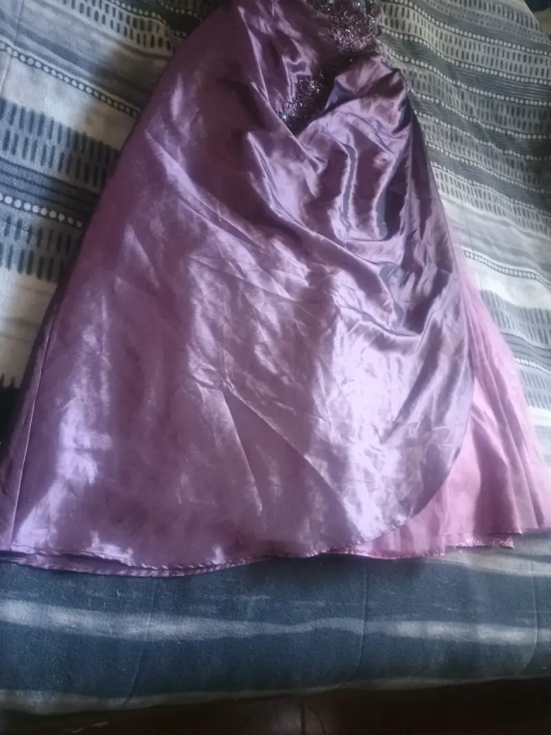 Vestido de fiesta largo morado con encaje - 5