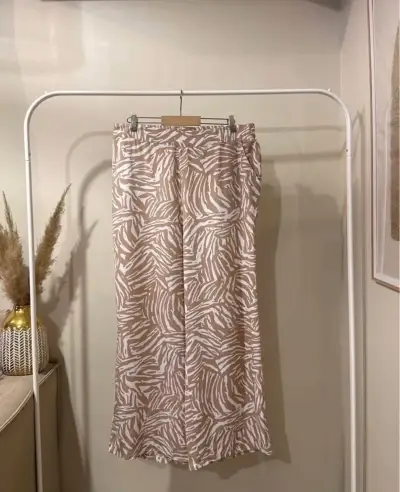 Pantalones anchos estampado animal print - miniatura 1