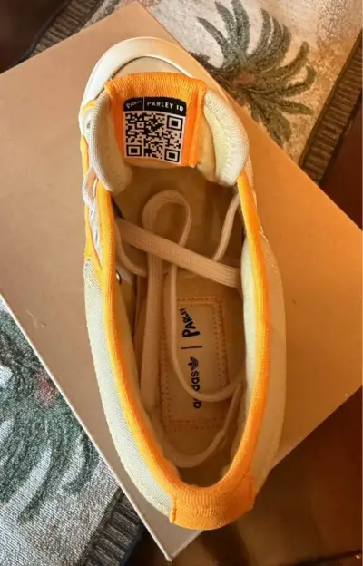 Zapatillas Adidas Nizza color beige y naranja - miniatura 5