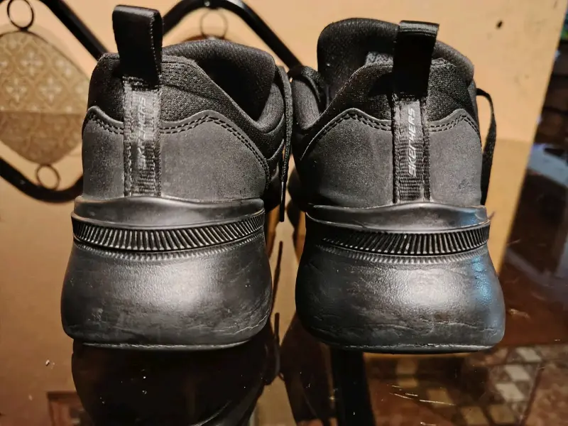 Zapatillas deportivas negras Skechers para hombre - 3