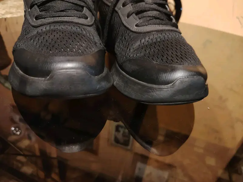 Zapatillas deportivas negras Skechers para hombre - 4