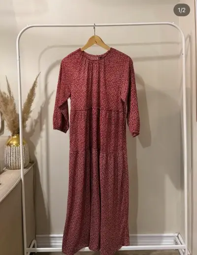 Vestido largo rojo estampado para mujer - miniatura 1
