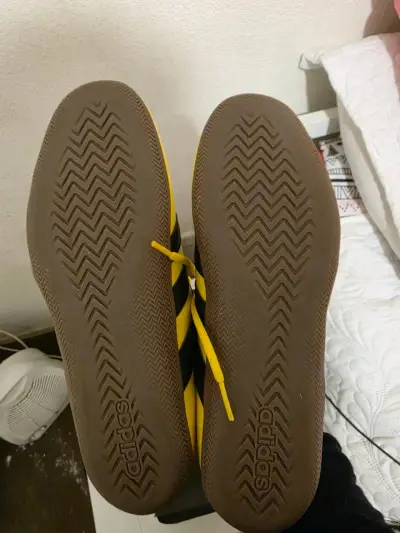 Zapatillas Adidas Grand Court LO amarillas nuevas - miniatura 3