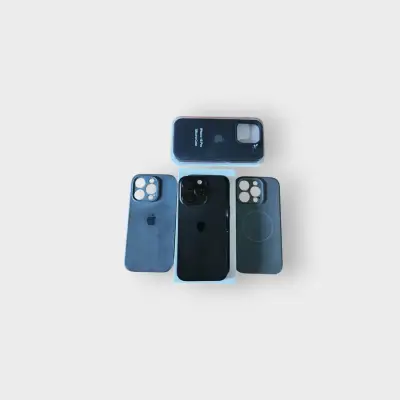 iPhone 16 Pro  128GB en buen estado - miniatura 2