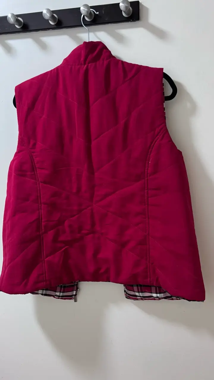 Chaleco reversible rojo y a cuadros Karen Scott - 2