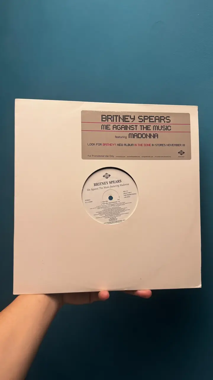 Colección de CDs y vinilos de Britney Spears - 3